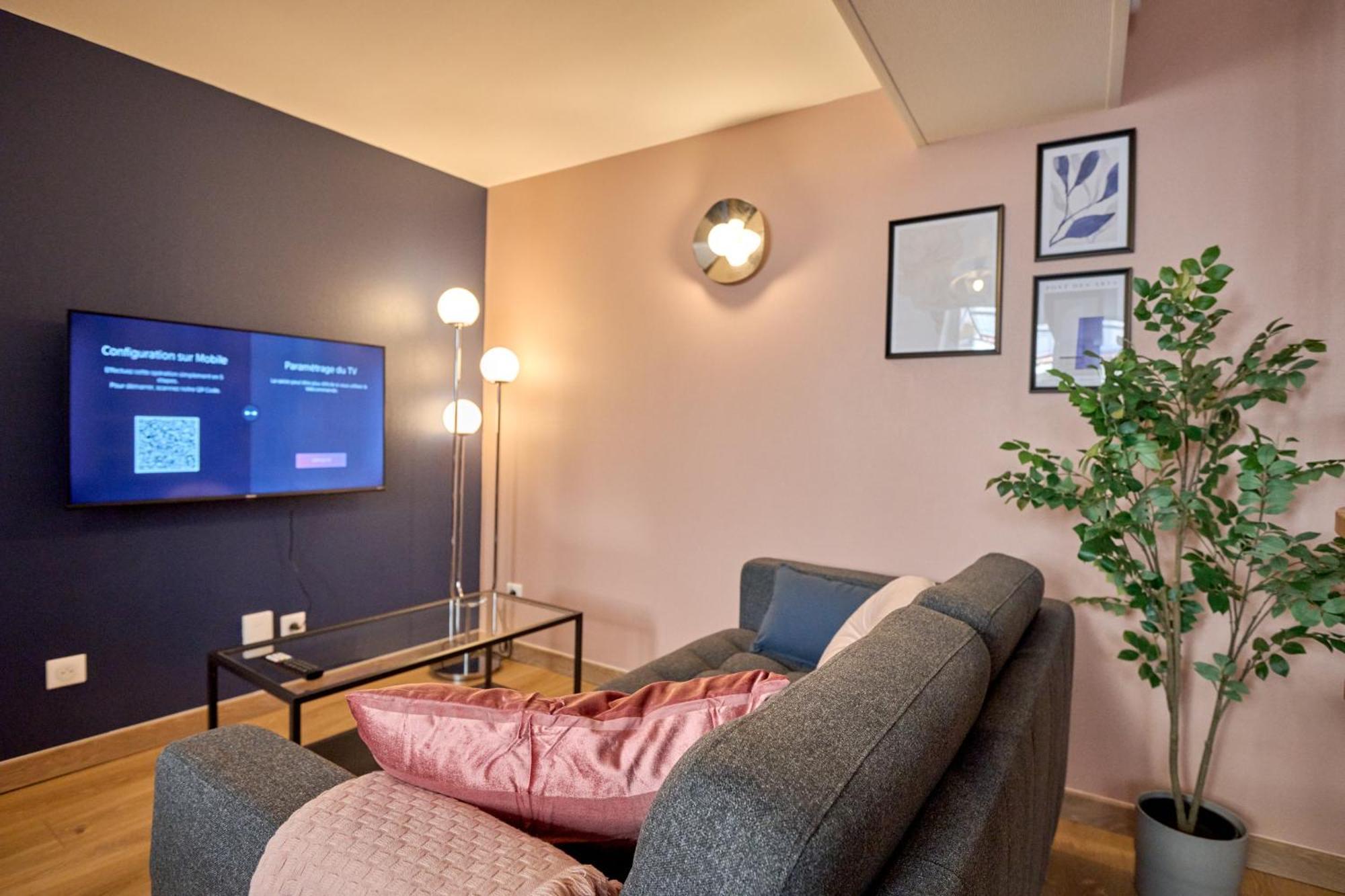 Le Madeleine Chez Les M By Primo C0Nciergerie Apartment Nevers Bagian luar foto